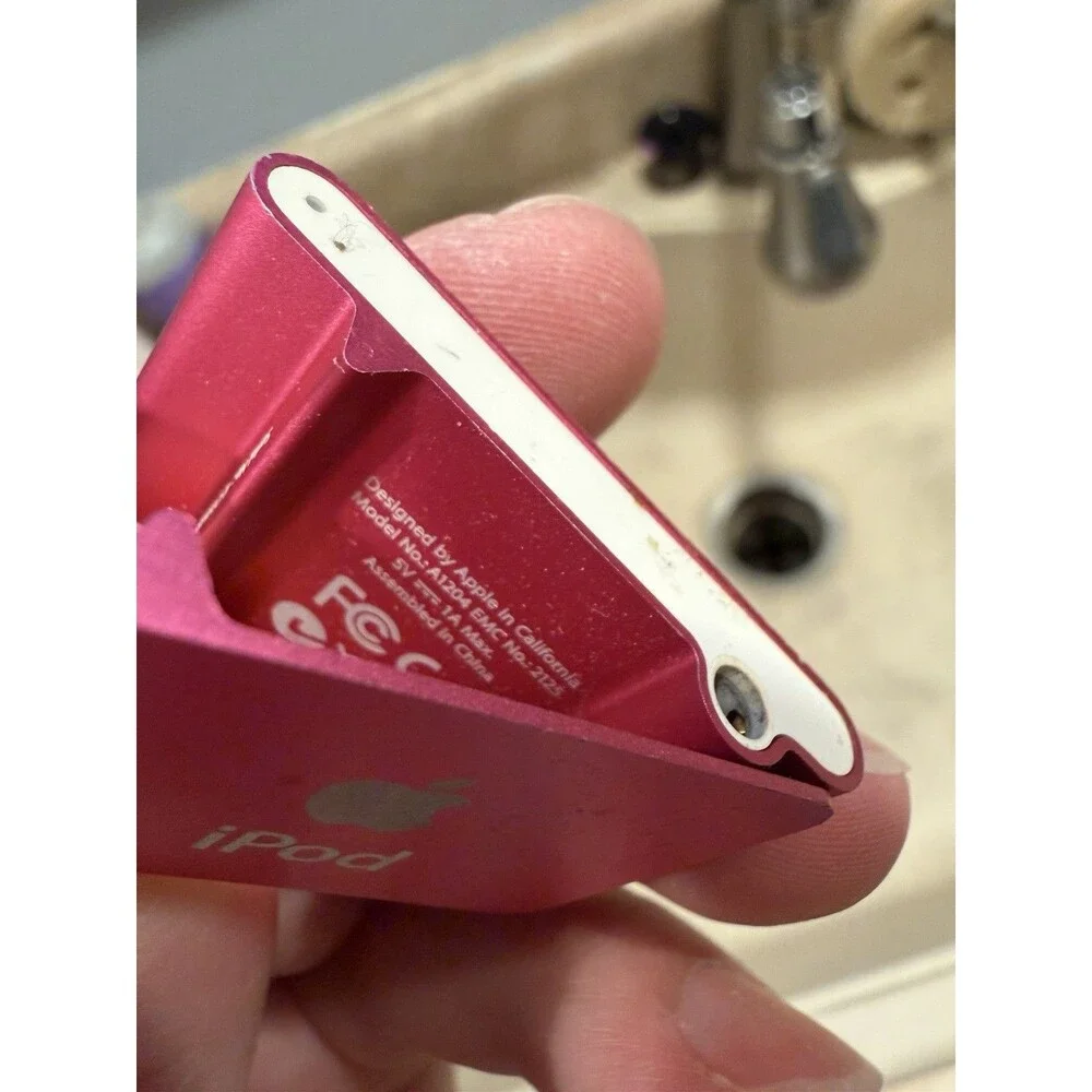 Apple iPod Shuffle 2nd Gen A1204 1GB Pink MP3 Player Tested